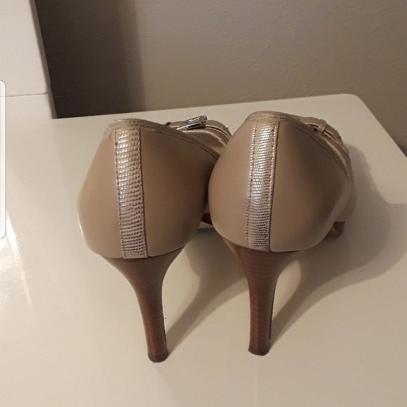 Alfani Heels - Picture 2 of 3